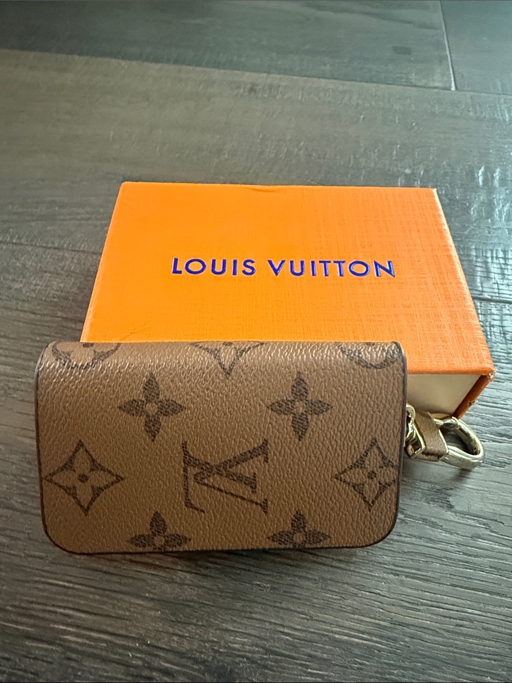 New Louis Vuitton Brown Monogram Key Holder with Gold Hardware